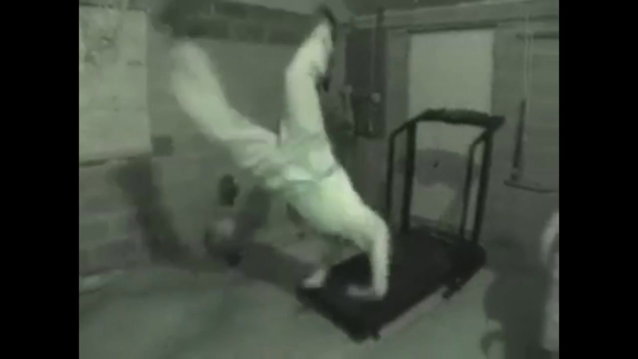 逆立ちきゃっちぼーる