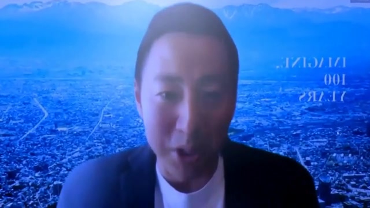 遥かな空を繋ぐ青い茂