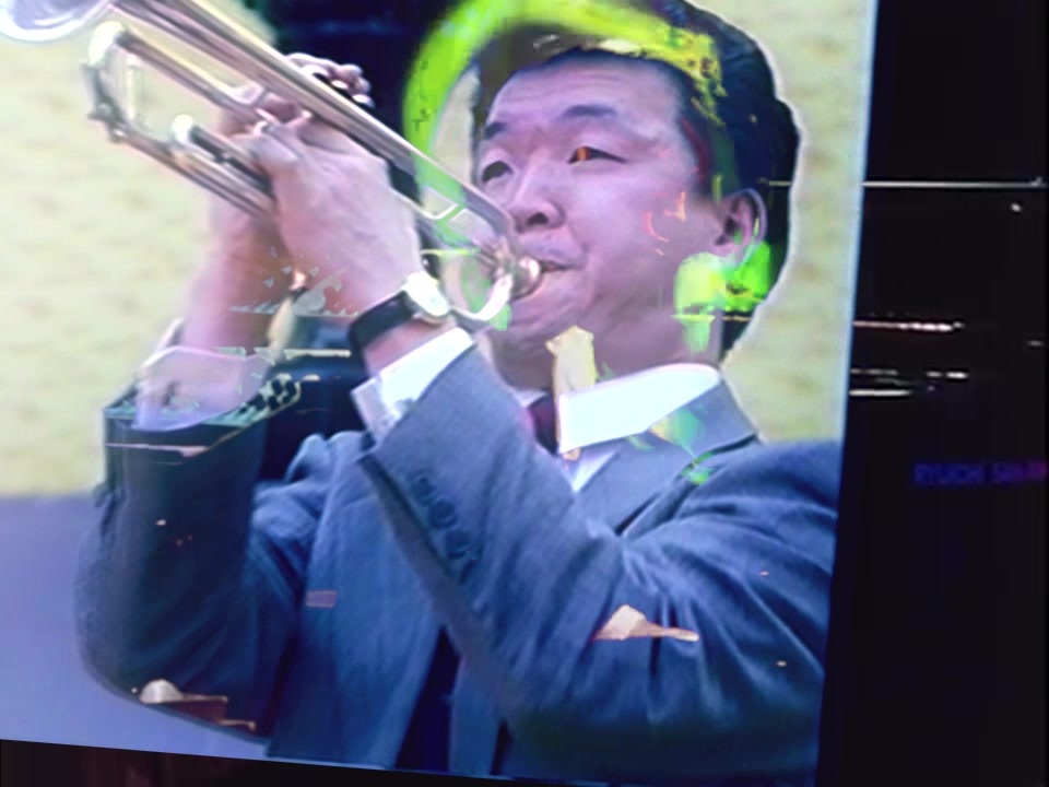 大野さんは東風を演奏した
